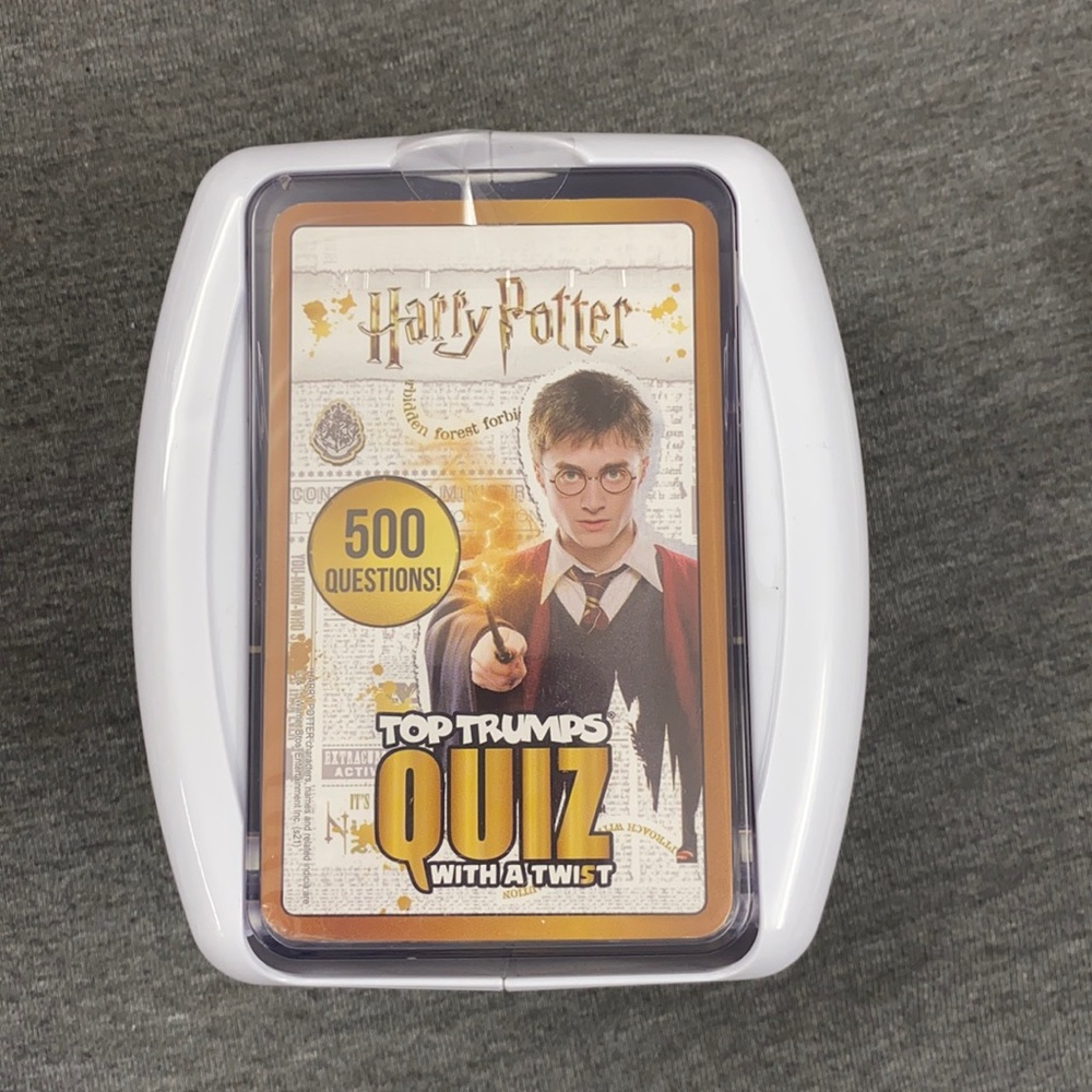 NWT Harry Potter Top Trumps quiz with a twist